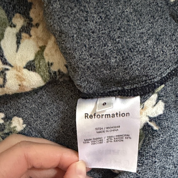 Reformation mini dress size 0 - Picture 3 of 7